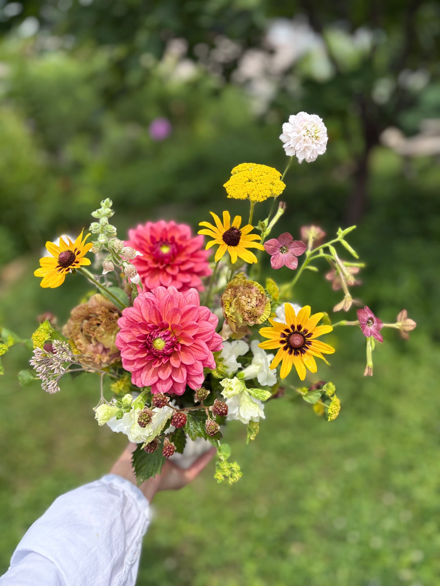 Garden-Style Designer's Choice Vase Arrangement